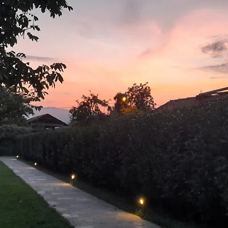 Pensión A Casa Di Roby Pinerolo