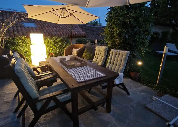 A Casa Di Roby 3* Пинероло